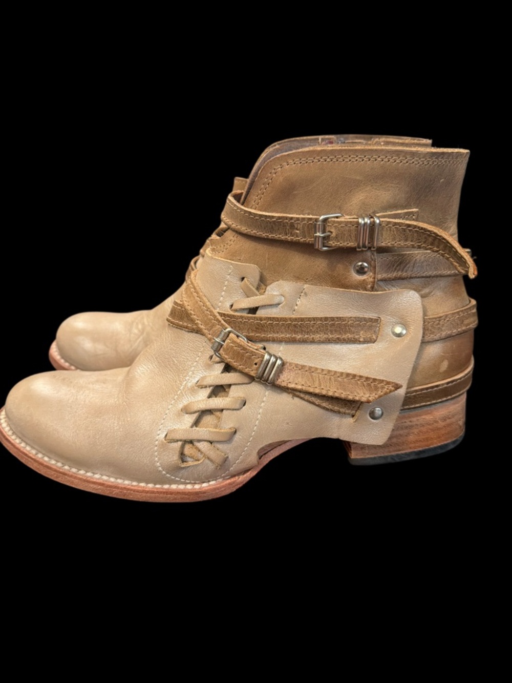 Freebird- “Belfast” booties Women 9
